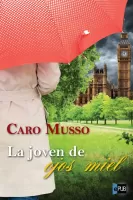 La joven de ojos miel